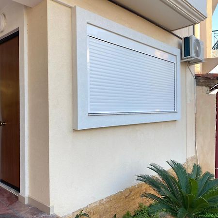 Cozy Apartment Near Airport كوروبيون المظهر الخارجي الصورة