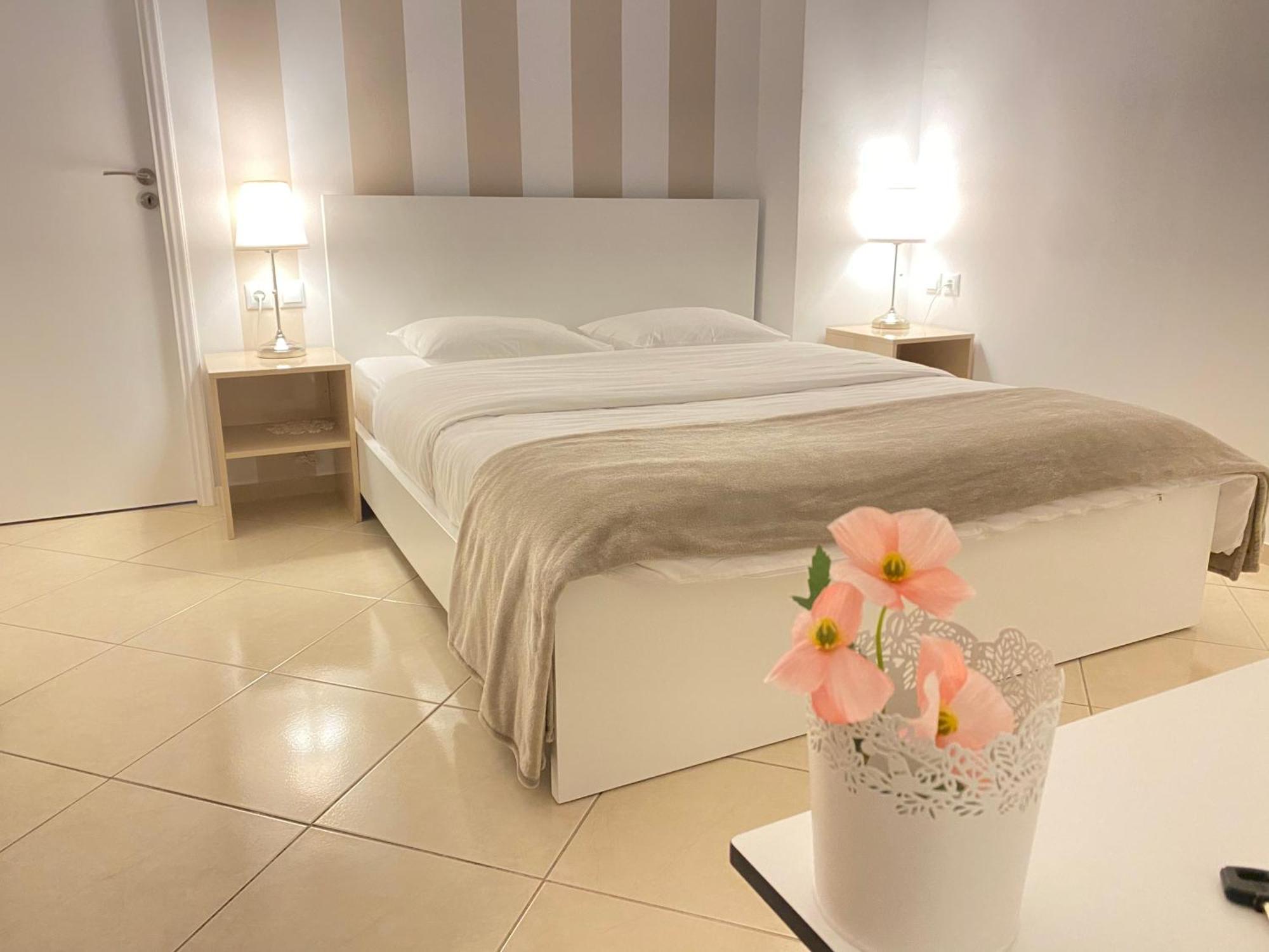 Cozy Apartment Near Airport كوروبيون المظهر الخارجي الصورة
