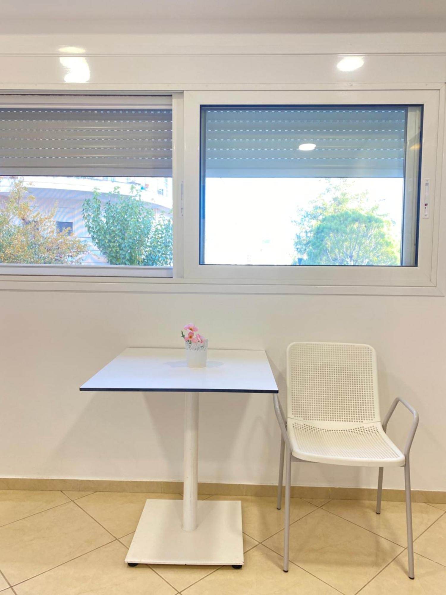 Cozy Apartment Near Airport كوروبيون المظهر الخارجي الصورة