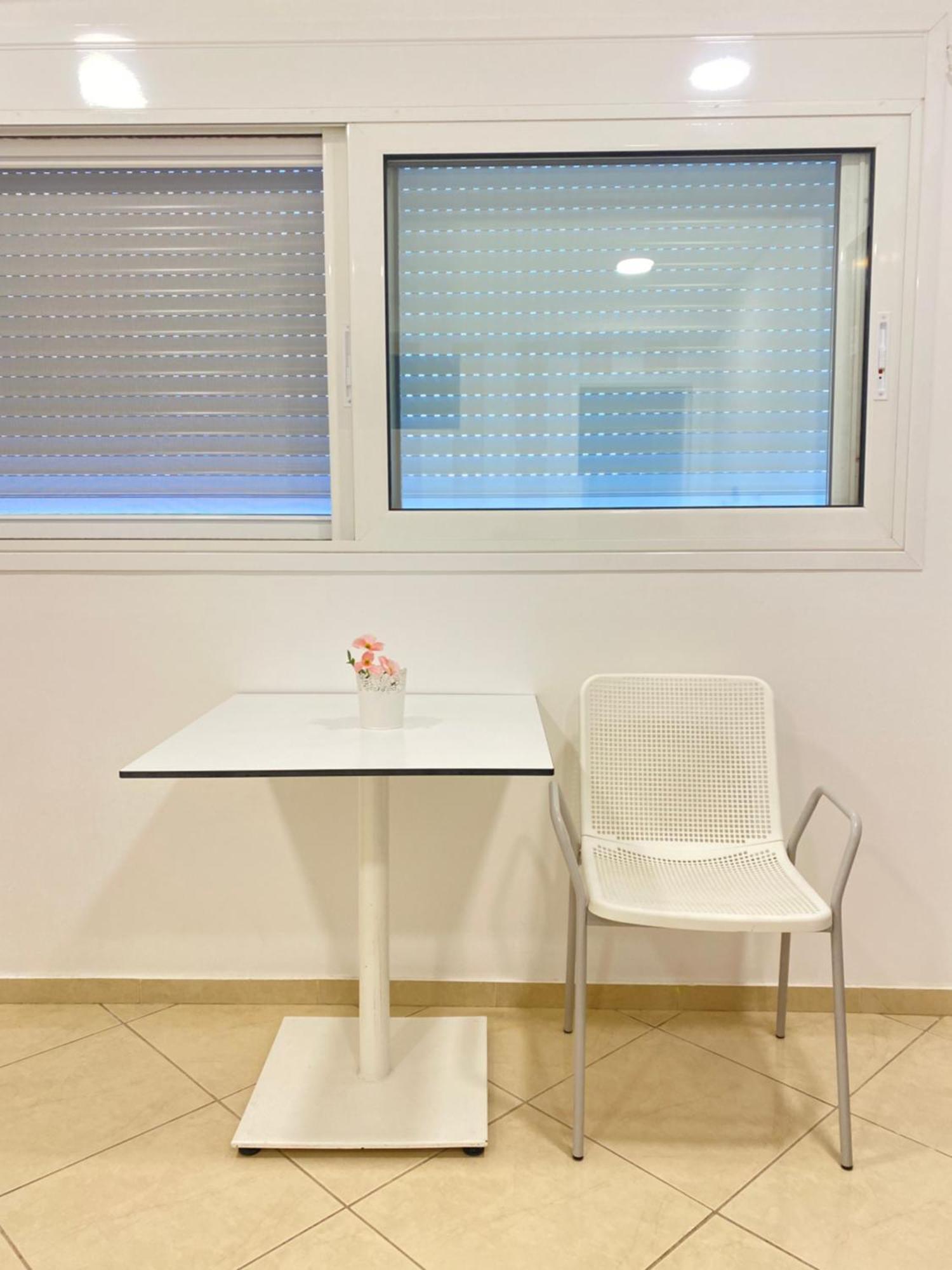 Cozy Apartment Near Airport كوروبيون المظهر الخارجي الصورة